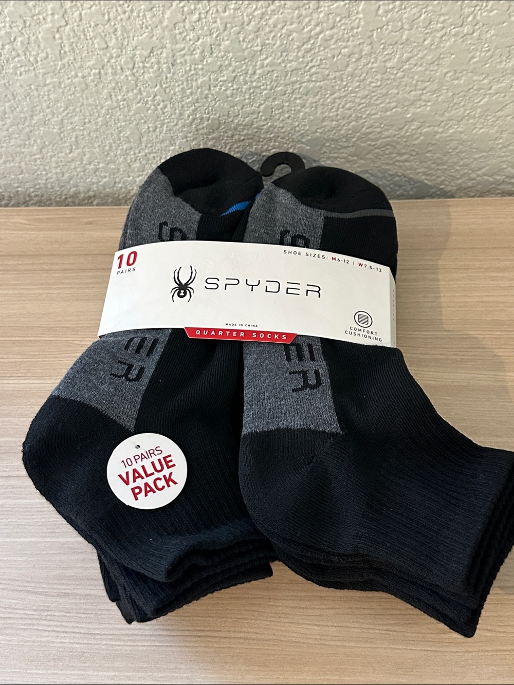 Spyder Black and Gray Men's Athletic Quarter Sock 10-Pack